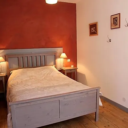 La Grange Des Griottiers Bed & Breakfast 3*
