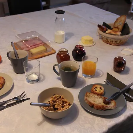 La Grange Des Griottiers B&B